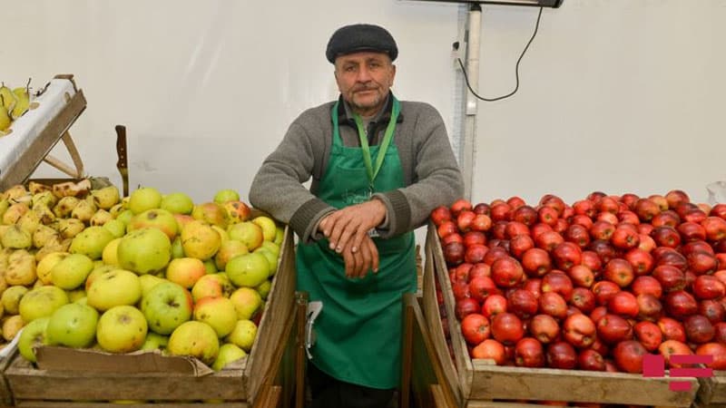 Bayram yarmarkaları: mal çox, müştəri yox (FOTOLAR)