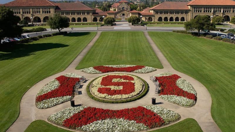 15 yaşlı Azərbaycanlı Stanford Universitetinə qəbul olundu (FOTO)