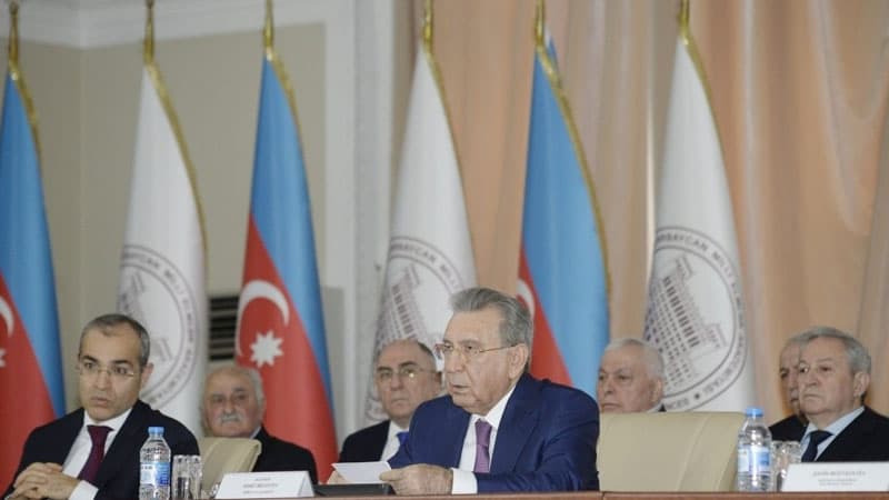 Ramiz Mehdiyev: "Onlar "pokazuxa"lıqla məşğul olublar"