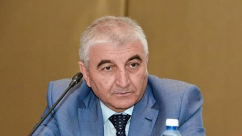 Məzahir Pənahovdan deputatlığa namizədlərlə bağlı yeni qərar