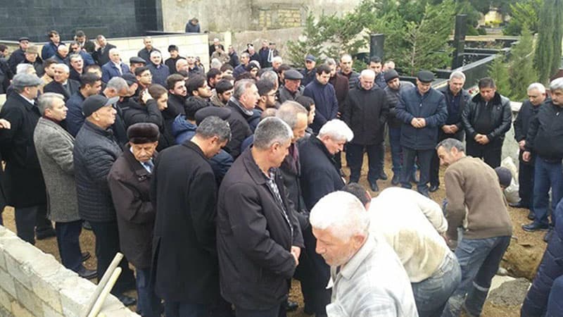 Ziya Məmmədov Aydın Bəşirovun dəfn mərasimində (FOTOLAR)