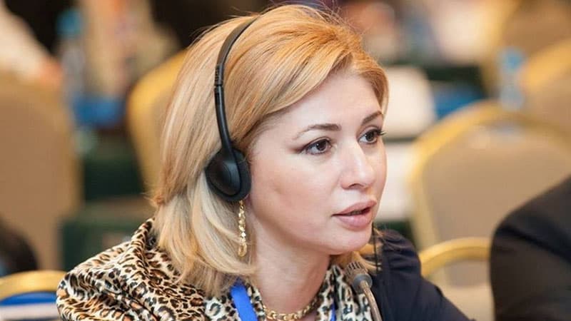 İradə Cavadova imzatoplama kampaniyasına başladı (FOTOLAR)