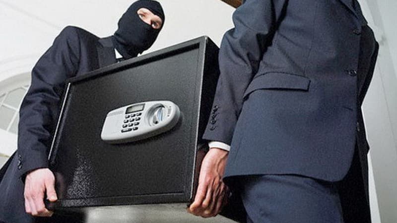 Yeni il gecəsi Abşeronda villadan yarım milyonluq oğurluq olub