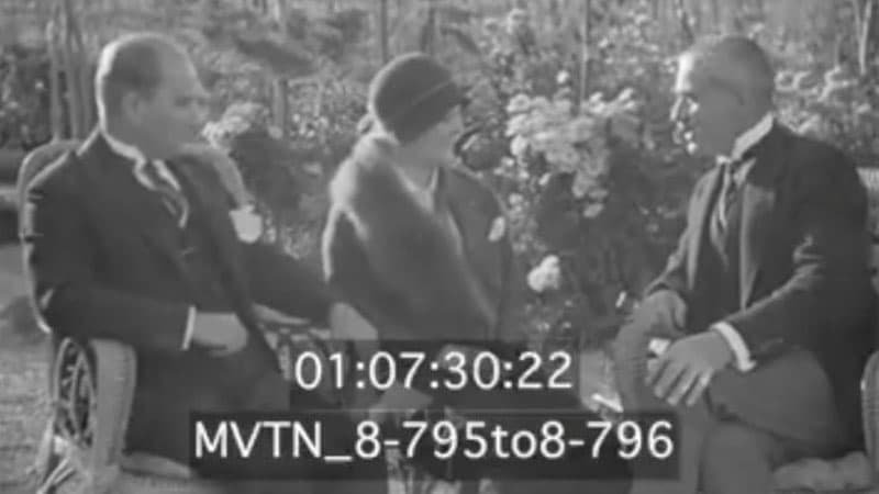 İngiliscə suala fransızca qarşılıq verdi, türkcə cavablandırdı (VİDEO)