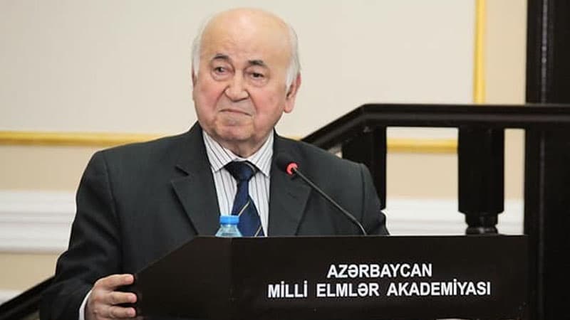 Tanınmış akademik vəfat etdi