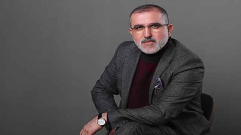 Rauf Arifoğlu baş redaktorluqdan getdi