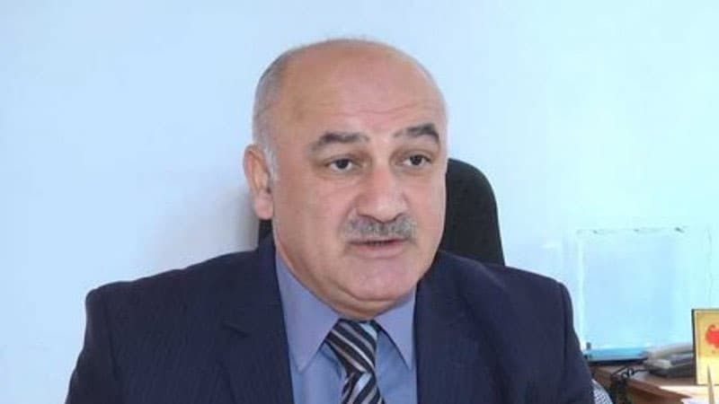 Arif Hacılı sənədlərini Seçki Komissiyasına təqdim etdi