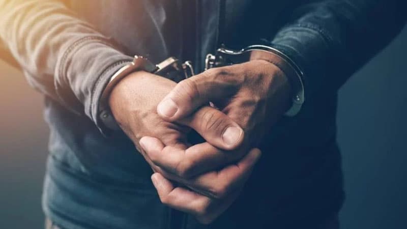 Kustar üsulla spirtli içki hazırlayan və satışını təşkil edən 14 şəxs həbs edildi (RƏSMİ)