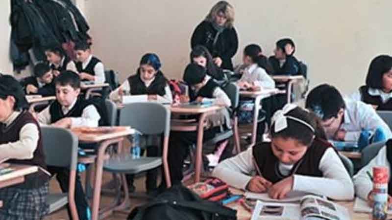 Məktəblərdə sıxlıq yaşanır: səbəb nədir?