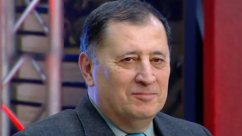 Baba Vəziroğlu “Şöhrət” ordeni ilə təltif edildi