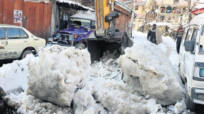 Güclü qar 124 can aldı