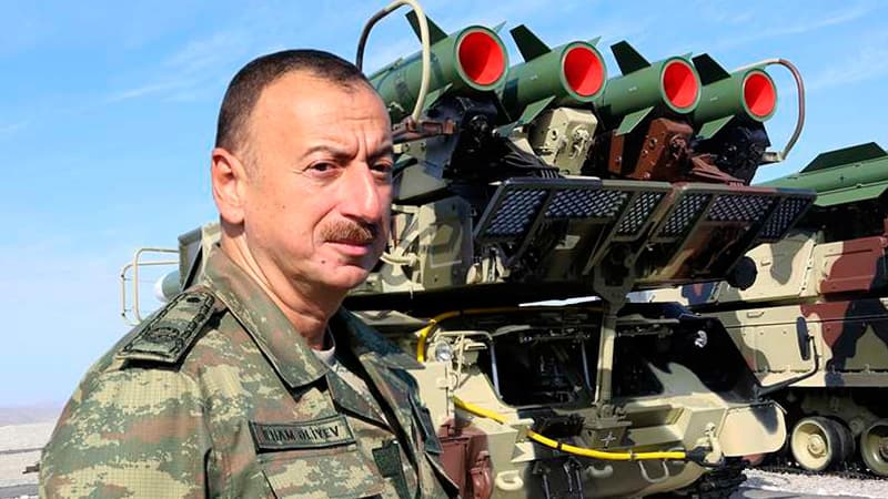 Hərbi ekspert: "Yeri gəldi-gəlmədi ordunu ittiham etmək yolverilməzdir"