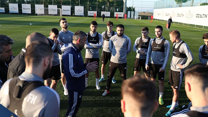 "Qarabağ”dan açıqlama: “Qurban Qurbanovun adından istifadə edilməsi yolverilməzdi!”