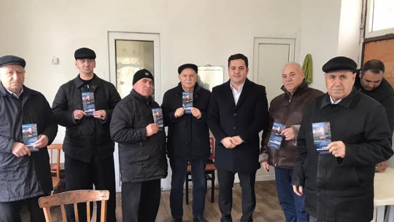 Pərvin Mahmudovun məhəllə görüşləri davam edir (FOTOLAR)