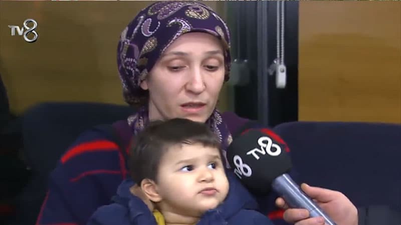 Azərbaycandan Elazığa köçən ailə dəhşətli zəlzələ anından danışdı (VİDEO)