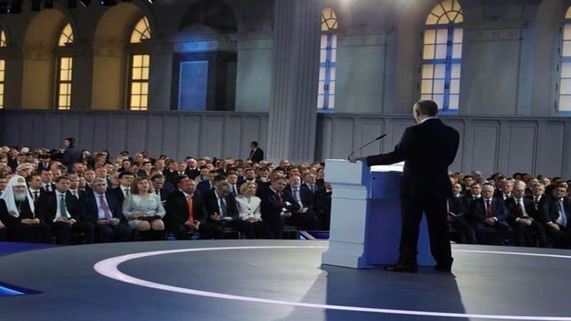 Kremldən təklifə münasibət: Putin "əlahəzrət hökmdar" adlandırılacaq?