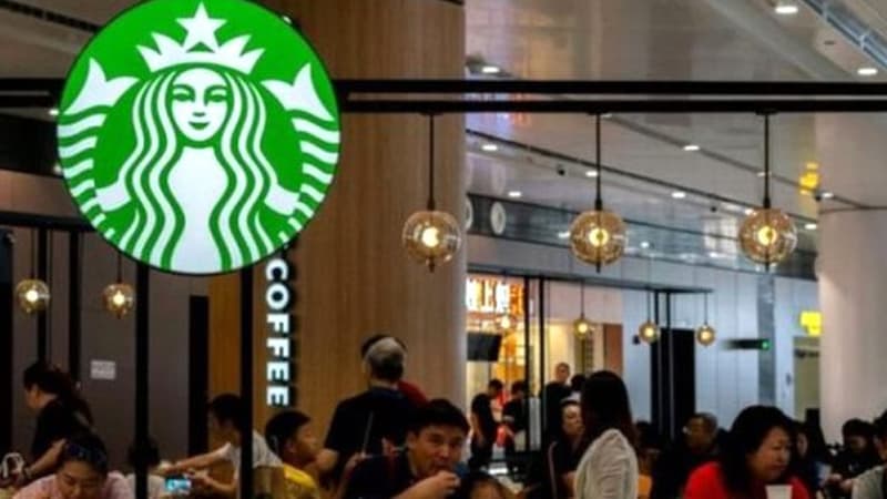 "Starbucks" Çindəki 2000 şöbəsini bağladı