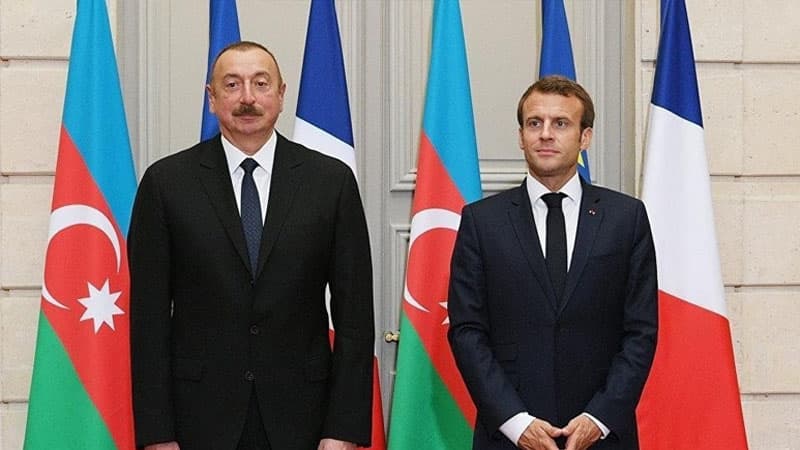 Emmanuel Makron İlham Əliyevə zəng etdi