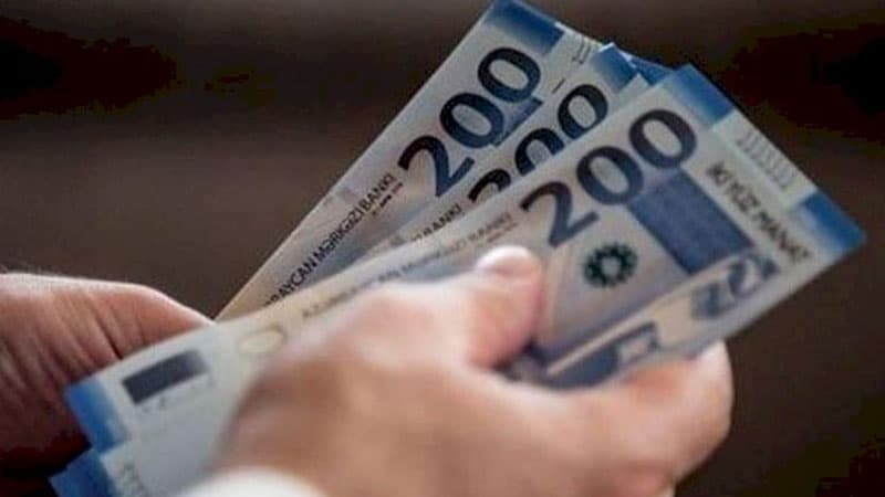 Bu vəzifədə işləyənlər maaşdan əlavə 6000 manat alacaq - SİYAHI