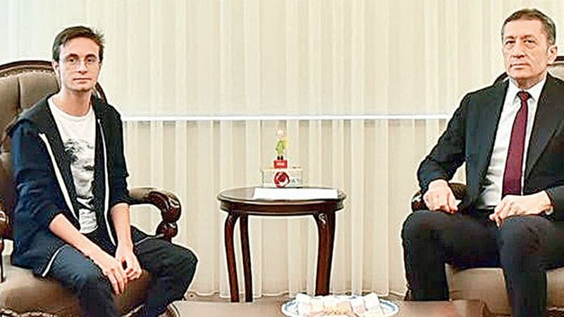 Dünyanın ən yaxşı universitetləri dəvət edir, amma o, gedə bilmir... (SƏBƏB)