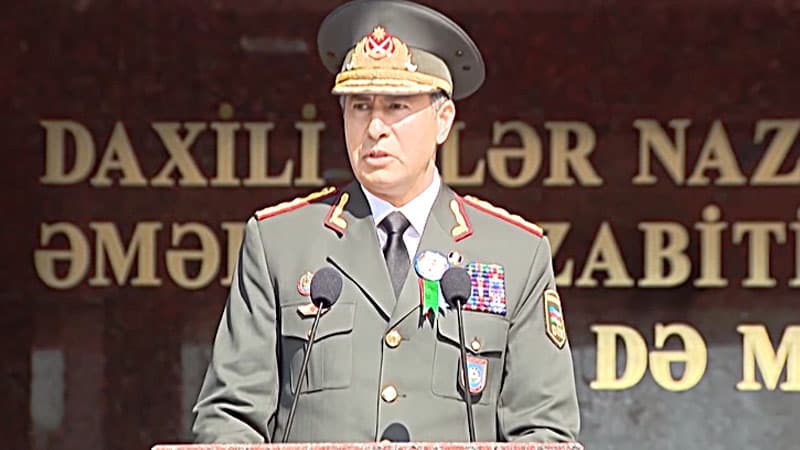 Vilayət Eyvazov generalı işdən çıxardı