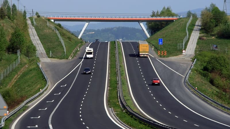 Dövlət agentliyinin balansına yeni yollar verildi