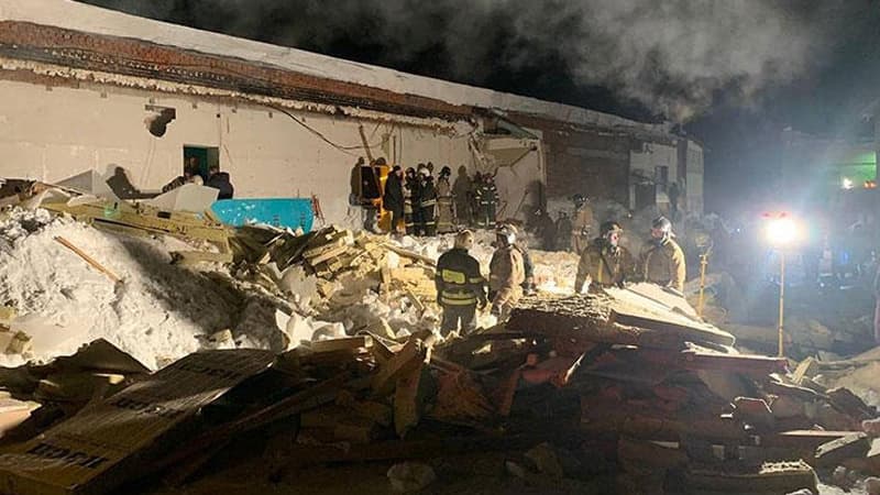 Rusiyada gecə klubunun tavanı çökdü: ölən və yaralananlar var