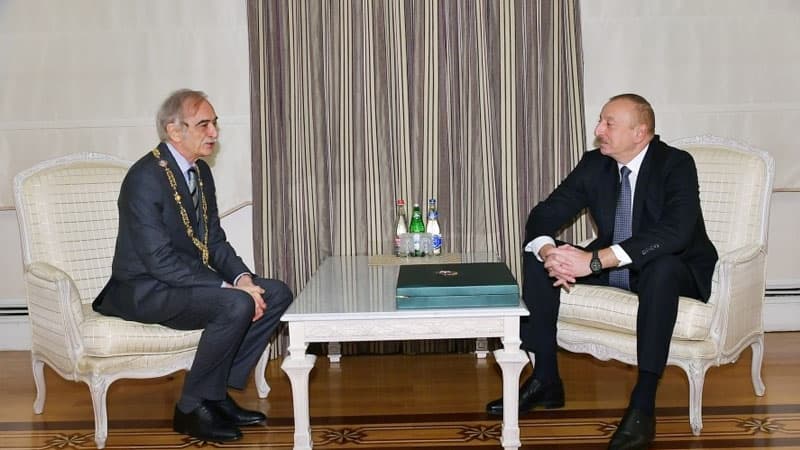 İlham Əliyev Polad Bülbüloğlu və Ramiz Məmmədovu təltif etdi