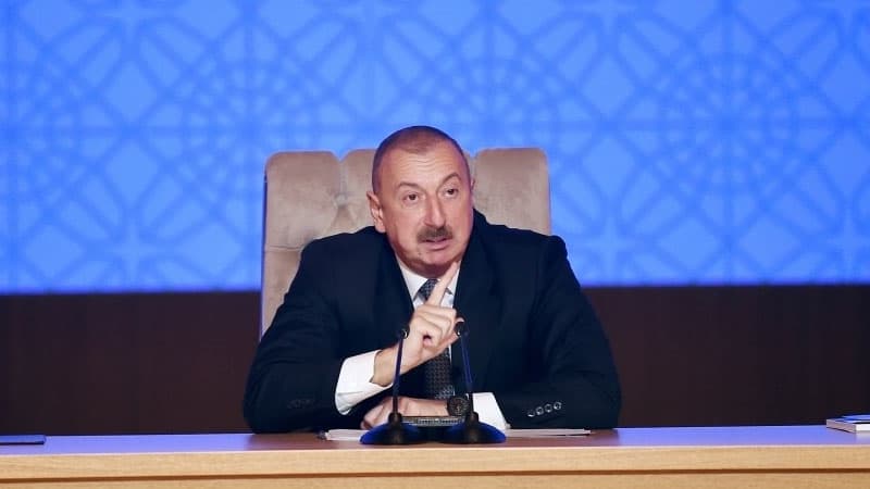 İlham Əliyev özəl banklara xəbərdarlıq etdi