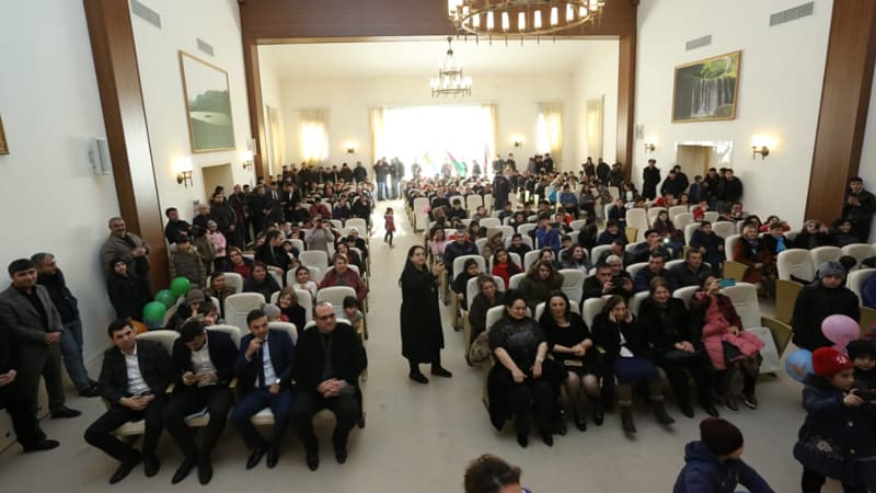 Azər Xudiyevin Göygöldə seçicilərlə izdihamlı görüşü: məşhurlar ona dəstək verdi (FOTO/VİDEO)