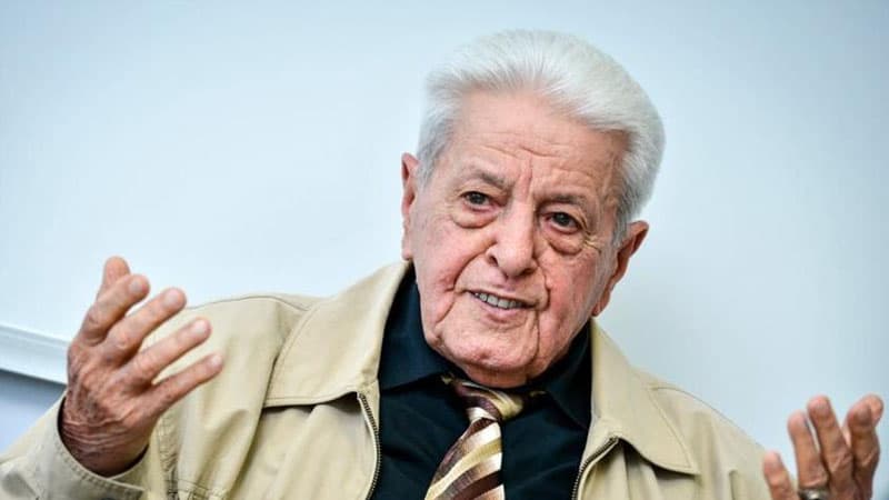 Əlibaba Məmmədov: "90 yaşlı adam necə olar?”