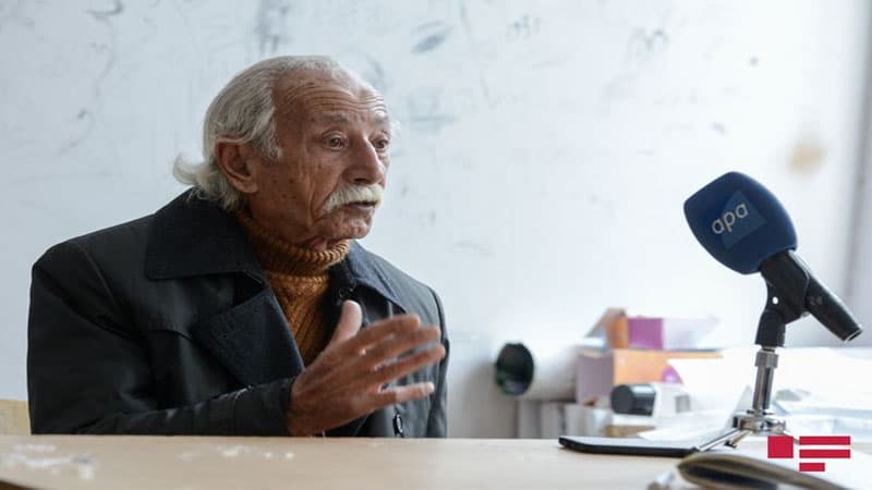 Arif Qazıyev: “Babək”in heykəlinin başına açılmayan oyun qalmadı” (MÜSAHİBƏ/FOTO)