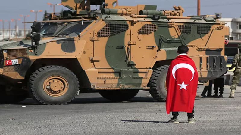 Türkiyə hərbi qüvvələrini İdliblə sərhədə çəkdi: Hərbi cavab veriləcək...