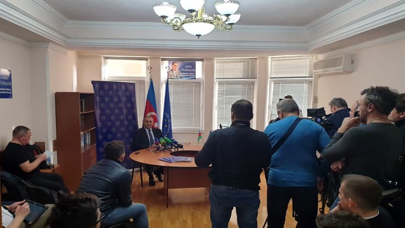 Asim Mollazadə Rusiya telekanallarının əməkdaşları ilə görüşdü (FOTO)