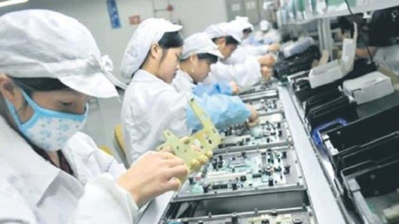 Apple istehsalçısı maska işinə girdi: hədəf gündə 2 milyon
