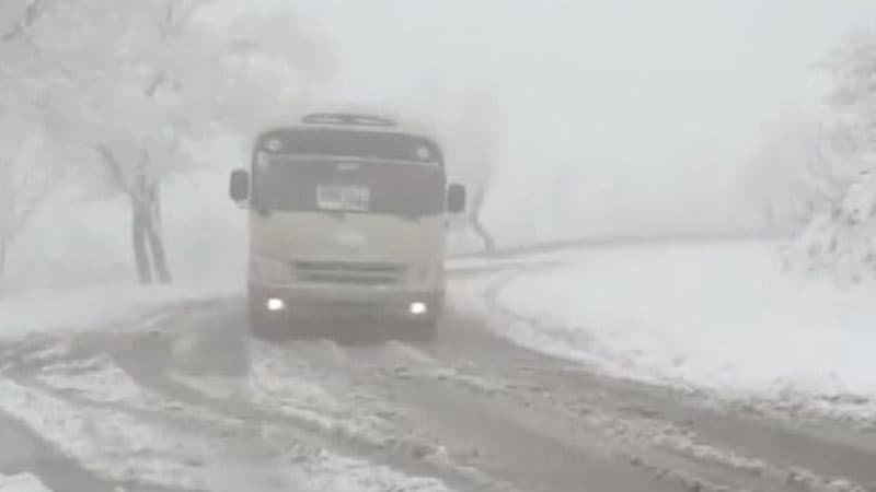 Azərbaycanda bu ləğv edildi: Avtomobillər yoldan geri qayıdır (VİDEO)