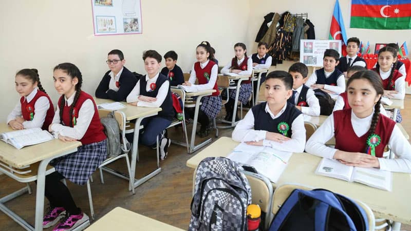 Şəhidlərin adını yaşadan siniflər (FOTO/VİDEO)