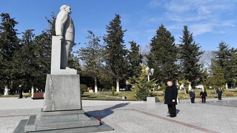 İlham Əliyev Kürdəmirə getdi (YENİLƏNİB)