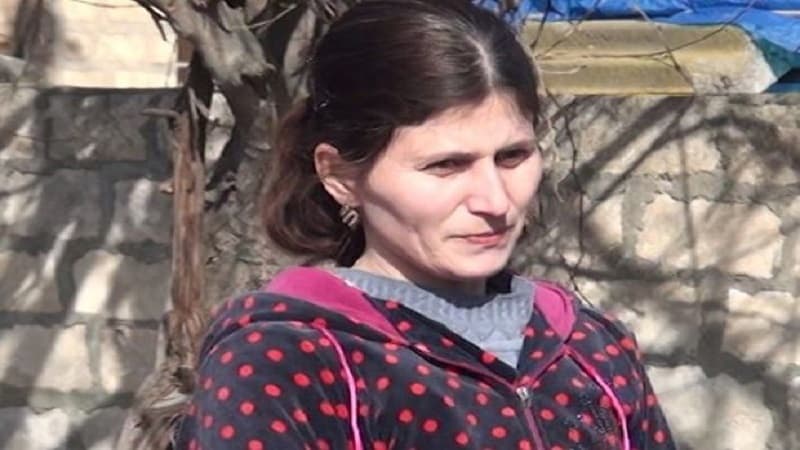 Tərtərdə övladına dağ basdığı deyilən ana danışdı: “Aliment ödəməmək üçün...” (VİDEO)