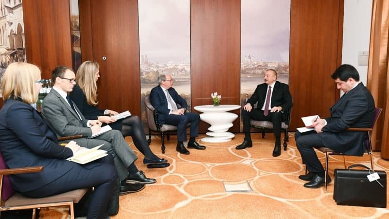Prezident Dünya Bankının icraçı direktoru ilə görüşdü