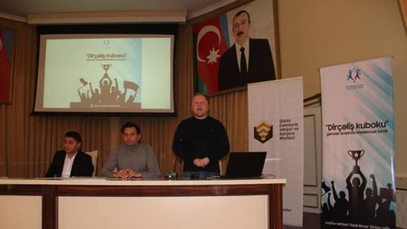 “Dirçəliş kuboku” gənclər arasında intellektual turnir” layihəsi çərçivəsində ilk yarış keçirilib