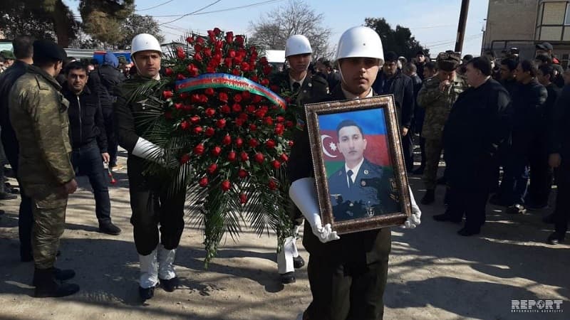 Şəhid hərbi qulluqçumuz dəfn edildi (FOTO/VİDEO/YENİLƏNİB)
