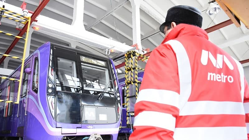 Bakıya 4 yeni metro qatarı gətiriləcək