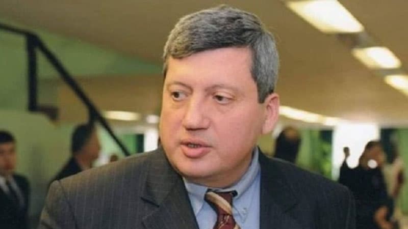 Sabiq nazirin iştirakçısı olduğu yol qəzası ilə bağlı sürücüyə bəraət verildi