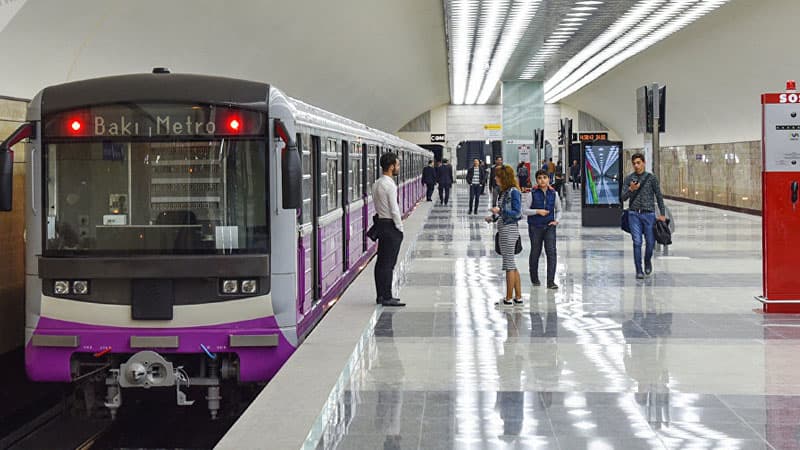 Bakı metrosuna alınmış 6 milyon avroluq generatorlar bir işə yaradımı? (VİDEO)