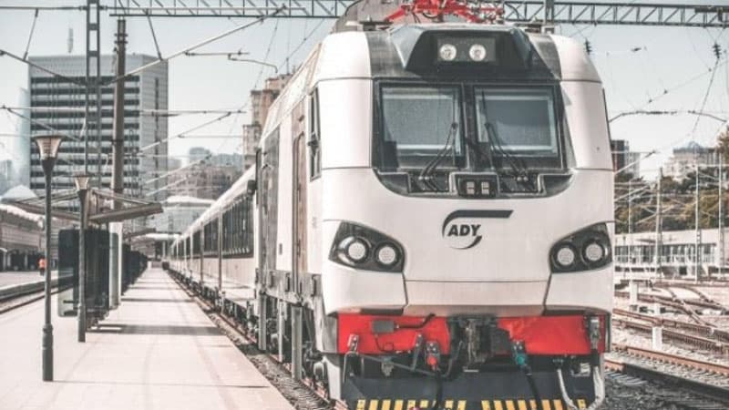 Ekspert: “Sumqayıt əhalisinin daşınmasında dəmir yolu lider olacaq”