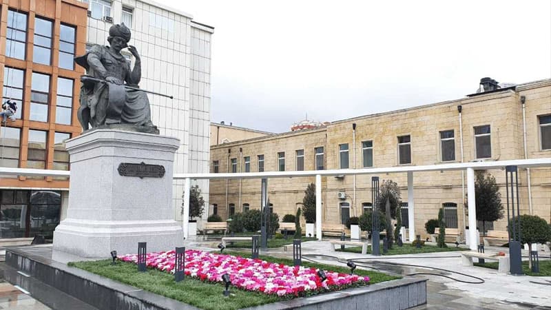 Xətainin heykəlinin köçürülmə səbəbi açıqlandı (FOTOLAR)
