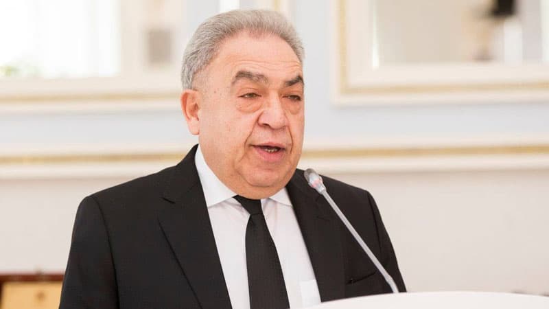 Yeni deputatlara vəsiqələr bu şərtlə veriləcək