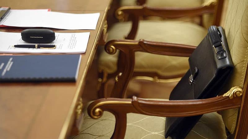 Azərbaycanda nazir işdən çıxarıldı