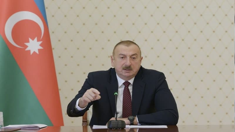 Dövlət başçısı: "Keçmiş İH başçısının biabırçı hərəkətləri..."